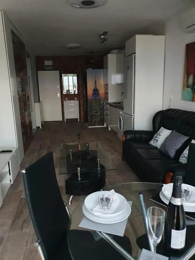 Apartamento Nuevo Estudio, recién reformado, Wifi, Centro de Torremolinos España