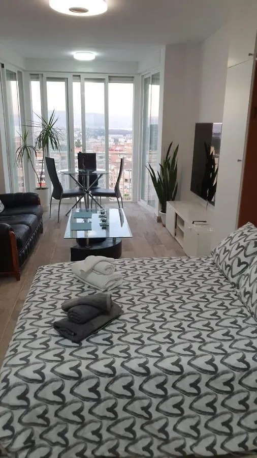 Apartament Nuevo Estudio, Recien Reformado, Wifi, Centro De Torremolinos